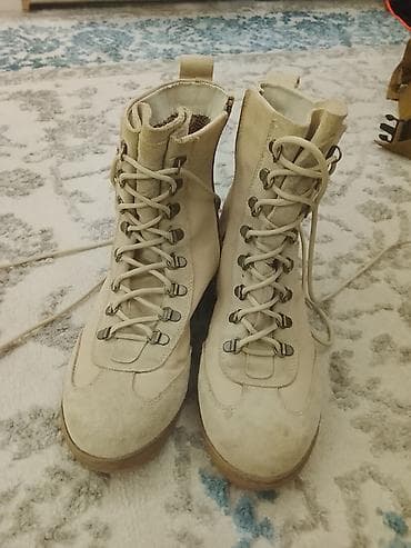 Ботинки тактические Bison (Bizon) песочного цвета. - Материал верха