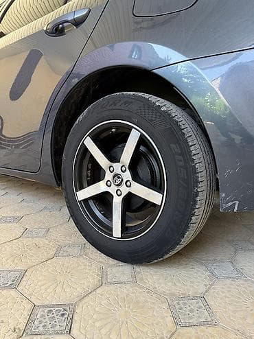 тайота карола: Toyota Corolla: 2016 г., 1.8 л, Вариатор, Бензин, Седан — 5