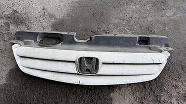 Решетка радиатора Honda Б/у, Оригинал