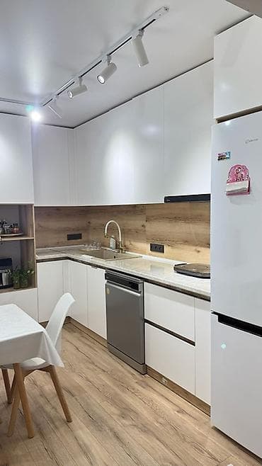 продаю или меняю обмен: 2 комнаты, 57 м², 105 серия, 5 этаж, Евроремонт — 4