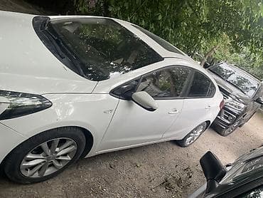 посадка авто: Kia Cerato: 2018 г., 1.6 л, Автомат, Бензин, Седан — 4