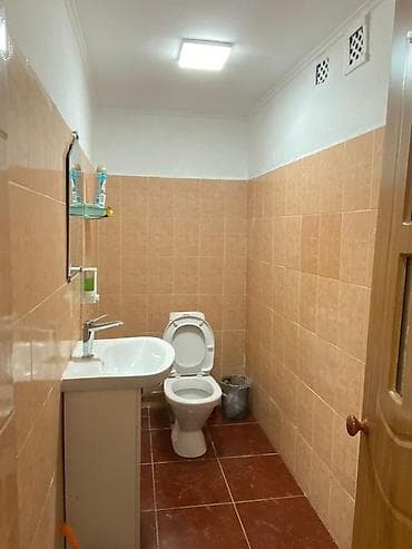 Коммерциялык мүлк: Кеңселерди ижаралоо, 105 м², Турак комплексинде, Өзүнчө кире бериши менен, Өзүнчө санитардык түйүнү менен — 7