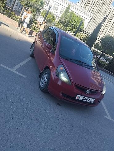 Продажа авто: Honda Fit: 2001 г., 1.3 л, Автомат, Бензин, Хэтчбэк — 6