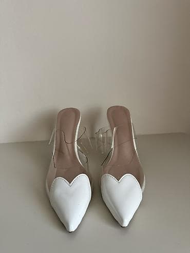 38: Босоножки, 38, 37, 37.5, Alaïa, Новый, цвет - Белый, Самовывоз — 1