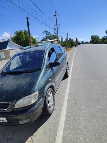 Opel Zafira: 2002 г., 1.8 л, Механика, Бензин, Универсал