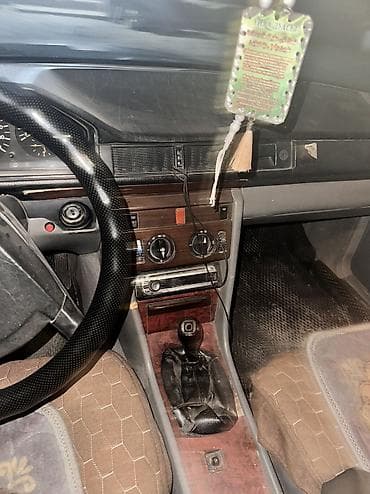 молдинг бмв: Mercedes-Benz W124: 1987 г., 2.3 л, Механика, Бензин, Седан — 8