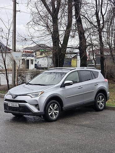продаю форанер: Toyota RAV4: 2018 г., 2.5 л, Автомат, Бензин, Кроссовер — 3