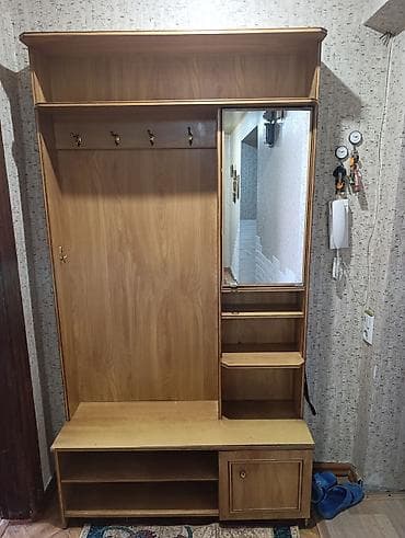 прихожка новый: Б/у в хорошем состоянии,за упаковку стирального порошка — 1