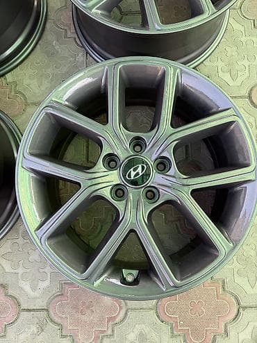 5 11: Литые Диски R 18 Hyundai, Комплект, Б/у — 2
