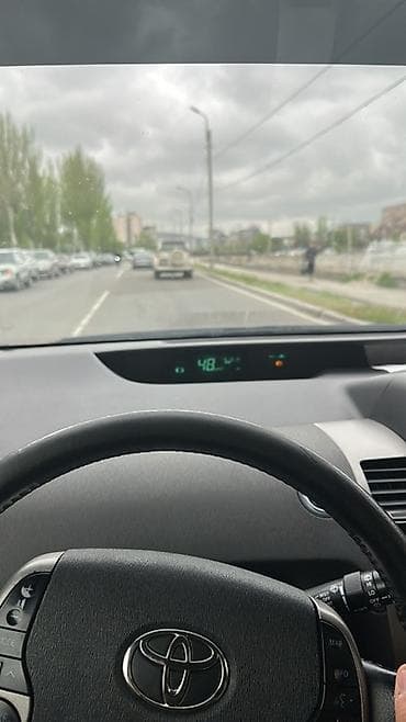 Транспорт: Toyota Prius: 2006 г., 1.5 л, Гибрид, Хетчбек — 9