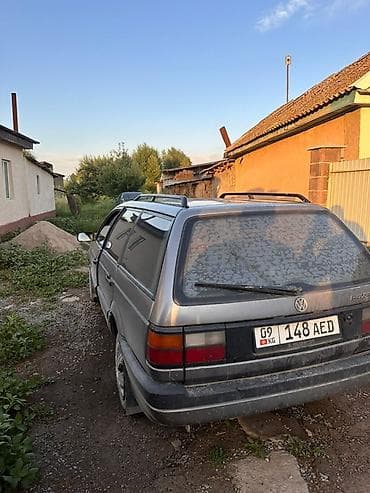 platform ok: Volkswagen Passat Variant: 1990 г., Механика, Универсал — 1