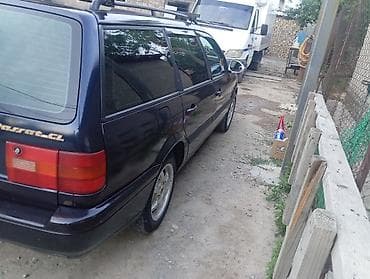 Volkswagen Passat Variant: 1994 г., 2 л, Механика, Бензин, Универсал — 3