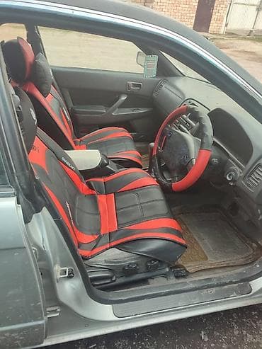 опель вектора б: Седан среднего класса, правый руль. Кузов серебристого цвета с темной — 2