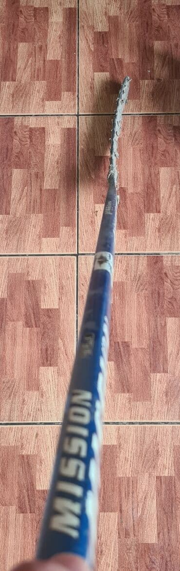 cs go: Хоккейная клюшка Mission M1 детская, хват левый. длина на фото есть — 2