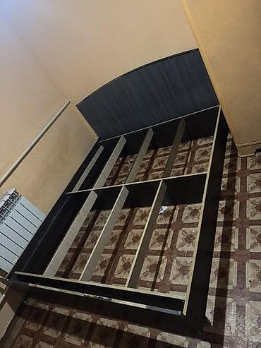 sofa bed: Двуспальная кровать, Б/у, Каркас без матраса, длина - 200 см — 3