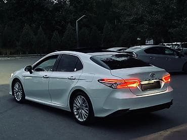 Продажа авто: Toyota Camry: 2019 г., 2.5 л, Автомат, Бензин, Седан — 3