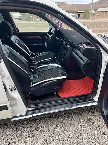 audi тт: Audi 100: 1991 г., 2 л, Кол менен иштөөчү, Бензин, Седан — 9