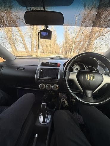 bmw 525 e34: Honda Fit: 2004 г., 1.3 л, Вариатор, Бензин, Хэтчбэк — 7