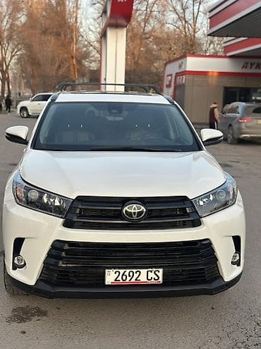 7 места машина: Toyota Highlander: 2019 г., 3.5 л, Автомат, Бензин, Кроссовер — 5