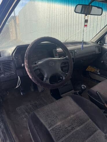 расширительный бачок форд фокус 2: Mazda 323: 1989 г., Бензиновая, Хэтчбэк — 5