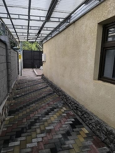 долинка комната: 5.80сотых участоктогу уй сатылууда .2- спальняя.зал .чон кухня хол — 6
