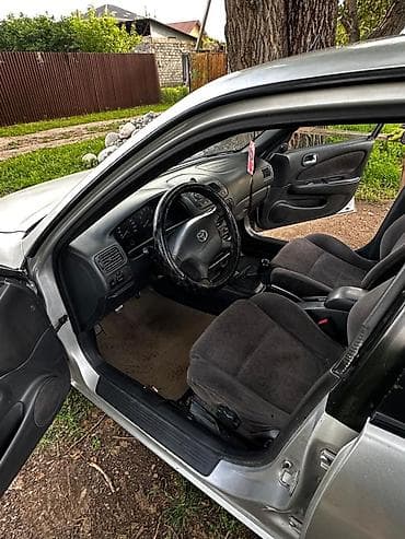 автовоз китайский: Toyota Corolla: 2000 г., 1.3 л, Механика, Бензин, Седан — 6