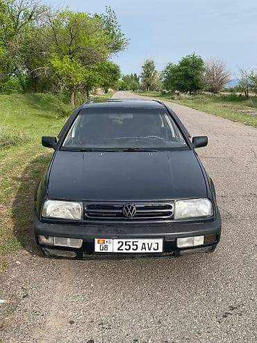 srv 3: Volkswagen Vento: 1994 г., 2 л, Ручные, Бензин, Седан — 1
