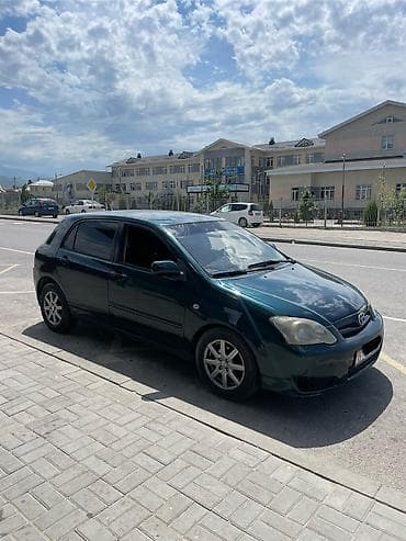 с кочкор авто: Toyota Corolla: 2004 г., 1.6 л, Кол менен иштөөчү, Бензин, Хетчбек — 2