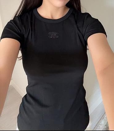 Базовые женские футболки Celine В черном и белом цвете Размеры: ХS — 3