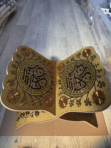 жилетки оптом: Декоративная подставка-раскладушка для Корана (рахль/риhал) - — 2