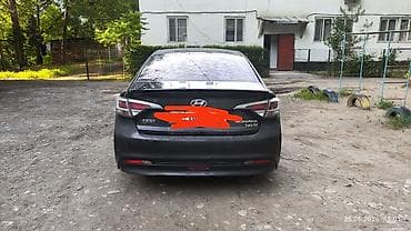 Hyundai Sonata: 2018 г., 2 л, Автомат, Гибрид, Седан — 2