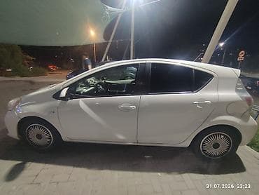 тойота приус с: Toyota Prius C: 2012 г., 1.5 л, Автомат, Гибрид, Хэтчбэк — 2