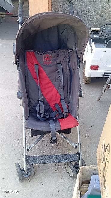 Балдар электр унаалары: Б/У Коляска Maclaren красного цвета с защитным козырьком. Оснащена — 4