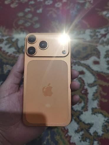 Мобильные телефоны и аксессуары: IPhone Xr, Б/у, 256 ГБ, Оранжевый, Чехол, 100 % — 2