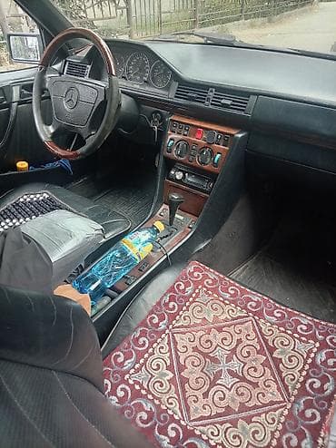Mercedes-Benz W124: 1994 г., 3.2 л, Автомат, Бензин, Седан — 3