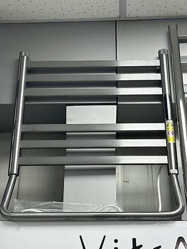 Полотенцесушитель электрический, настенный - Материал: нержавеющая