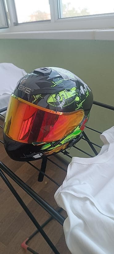 micro: Мотошлем — 2