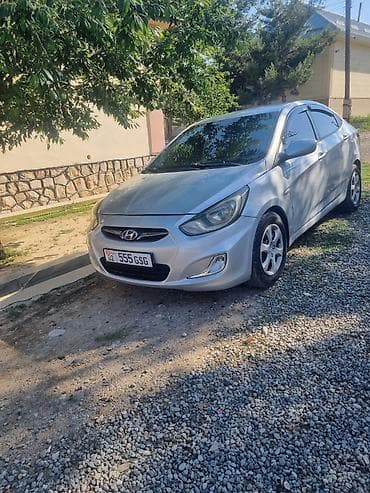 bud e5: Hyundai Accent: 2012 г., 1.6 л, Автомат, Бензин, Седан — 2