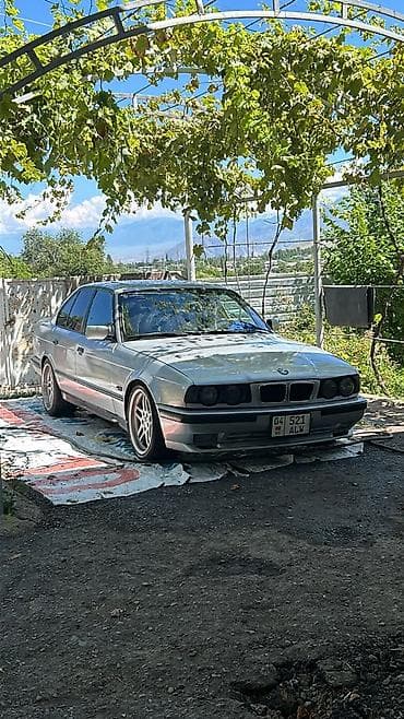 Продажа авто: BMW 5 series: 1993 г., 2.5 л, Бензин, Седан — 5