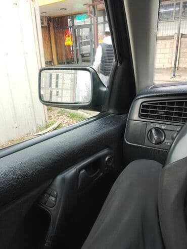 крыло на гольф 2: Volkswagen Golf: 1993 г., 1.8 л, Механика, Бензиновая, Хэтчбэк — 9