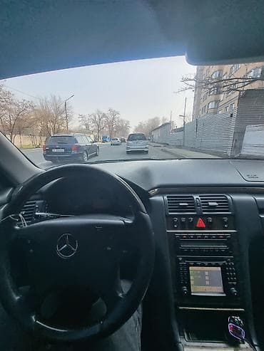 Продажа авто: Mercedes-Benz E-Class: 2001 г., 3.2 л, Автомат, Бензин, Седан — 5