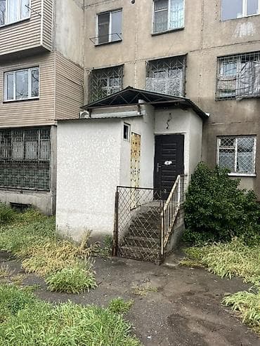 аренда место рынок кызыл кыя: Продаю помещение с площадью 20 кв. м. с отдельным входом на первом — 1