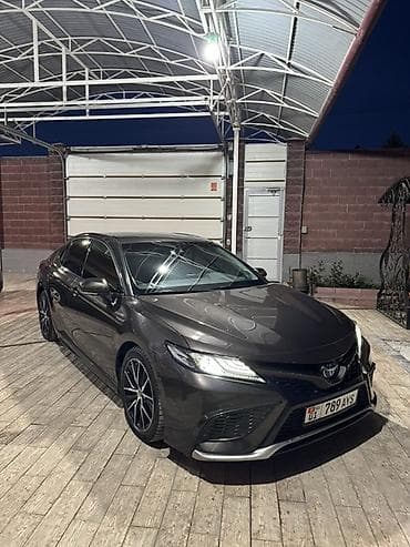 corolla levin: Toyota Camry: 2021 г., 2.5 л, Автомат, Гибрид, Седан — 4