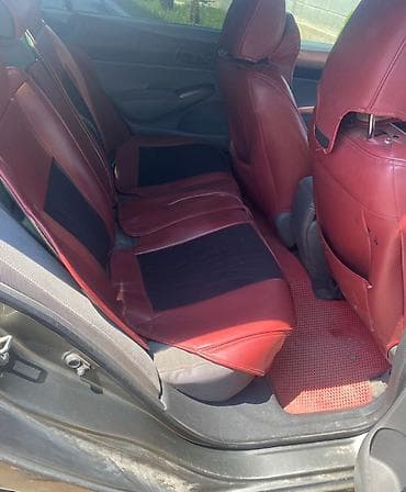 Honda Civic: 2007 г., 1.8 л, Автомат, Бензин, Седан — 8