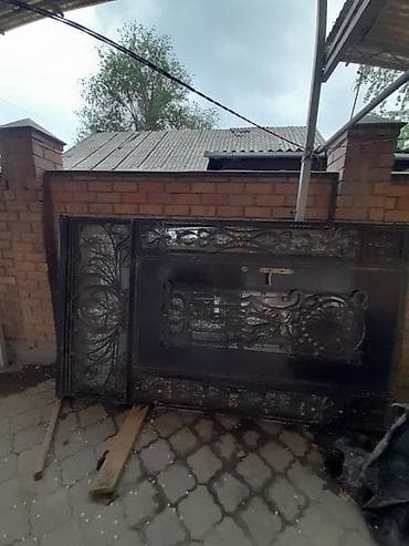 кованые узоры: Кованые распашные ворота с вставками из стекла - Материал: сталь с — 1