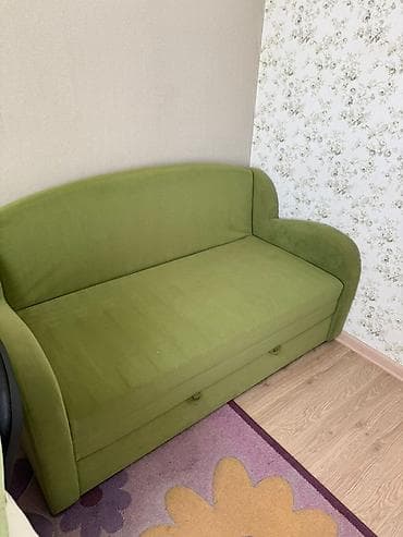 Прямой диван, Б/у