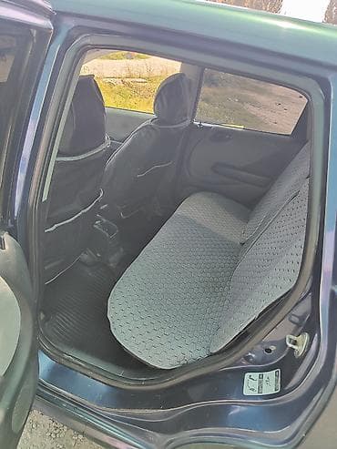 фит кузов: Honda Fit: 2002 г., 1.3 л, Автомат, Бензин, Хэтчбэк — 9