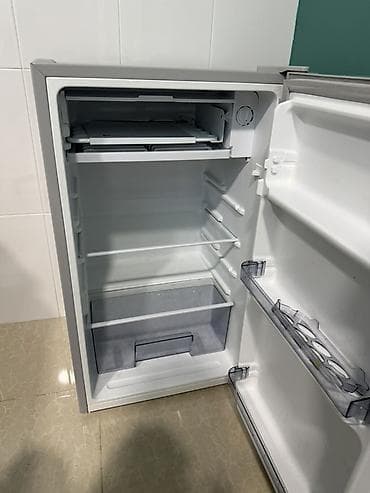 cs max: Холодильник Avest, Б/у, Однокамерный — 2