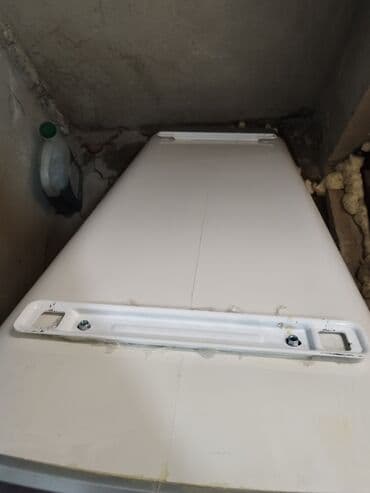 емкости для воды: Продаю бак от аристона, модель Велис 100, ёмкость 100 литров. Состоит — 2