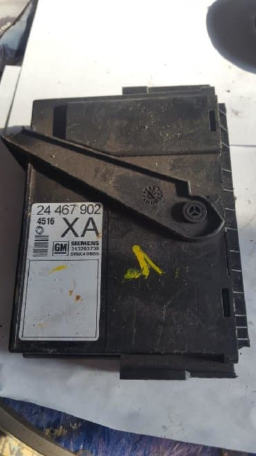 замок двери гольф 3: Opel Corsa блок управления центральным замком 2003 год Opel Combo — 1